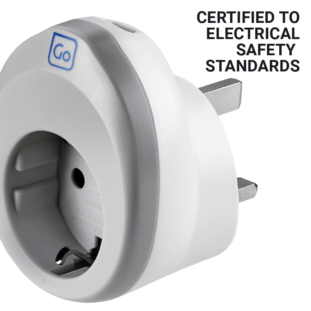 EU-UK USB-C Adaptor + (25W) lifestyle f