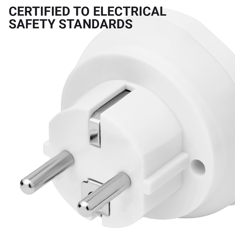 World-EU Adaptor lifestyle c